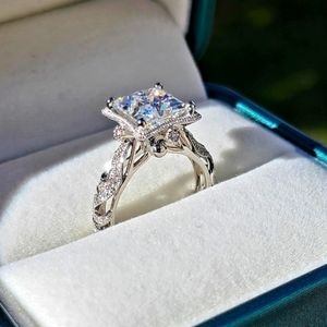 Solid 18k gold 3ct princess moissanite ring